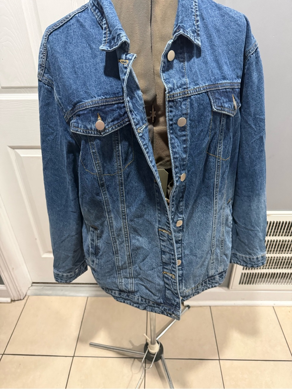 Women's Blue Denim Jean Jacket - Classic Trucker Style